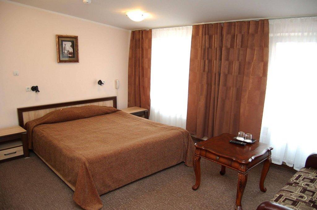 Aleksandri Hotel Tartu Luaran gambar