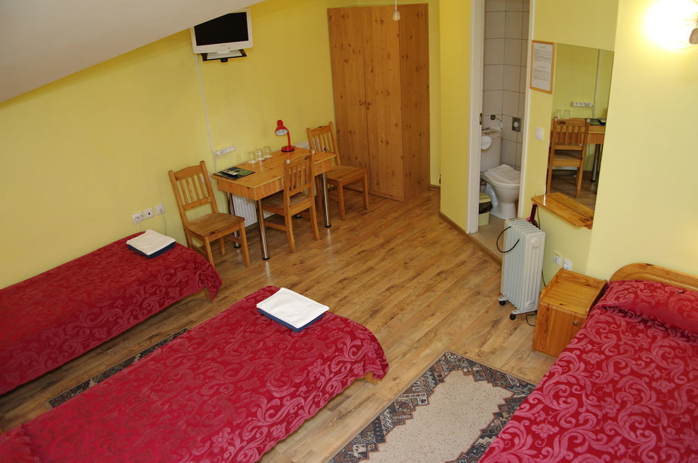 Aleksandri Hotel Tartu Luaran gambar