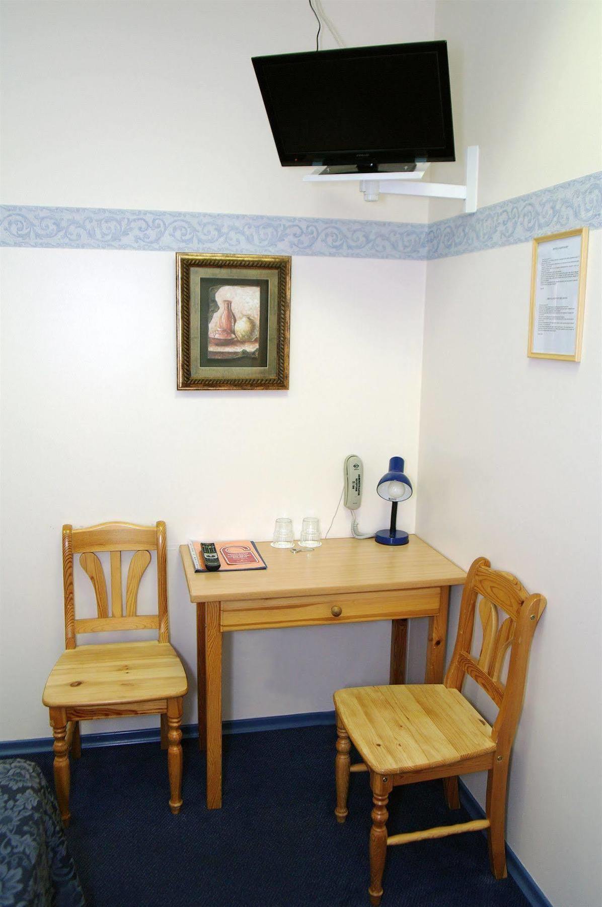 Aleksandri Hotel Tartu Luaran gambar