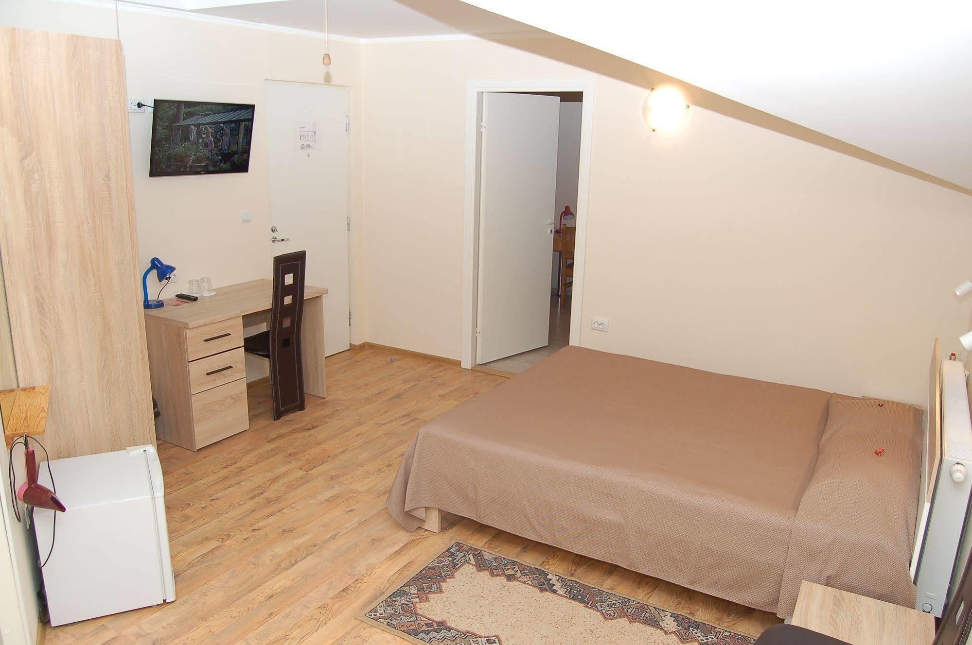 Aleksandri Hotel Tartu Luaran gambar